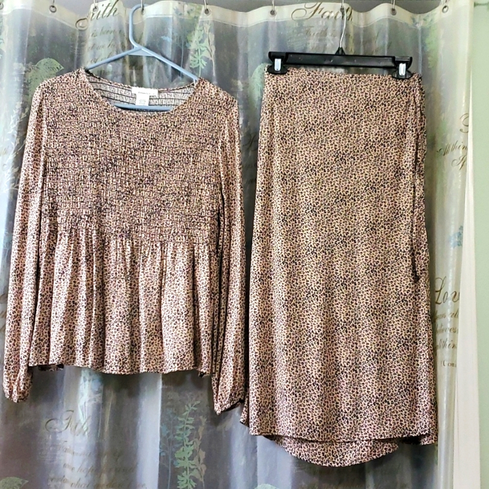 Urban Romantics; size small; leopard print